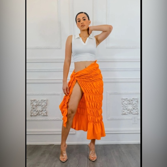 Vibrant Orange Ruched Women's Skirt - Picture 5 of 6